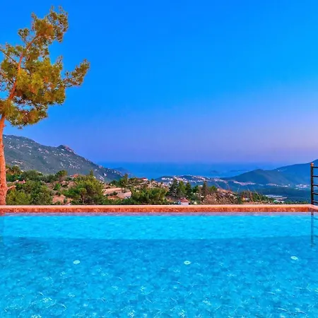 Islamlar Village 3 Bedroom With Pool 빌라 칼칸
