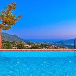 Islamlar Village 3 Bedroom With Pool ヴィラ カルカン